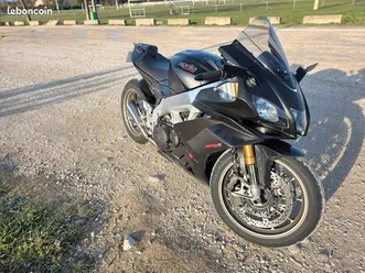 aprilia rsv4 1100 factory abs