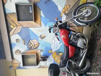 vend moto honda cm 125 sortie de grange