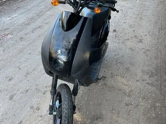 peugeot e-ludix bon état fonctionne bien 50cm3 électrique