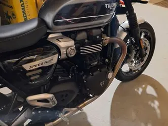 triumph speed twin 1200