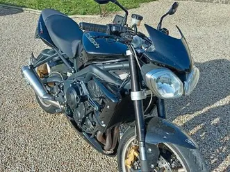 triumph street triple 675 r