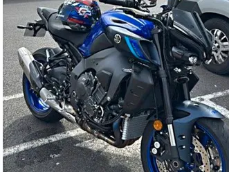 yamaha mt10 akrapovic
