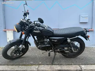 moto 125cm3 bullit hunts