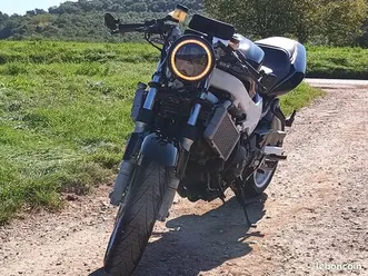 vtr 1000