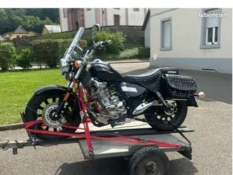 keeway superlight 2.014km avec accessoires