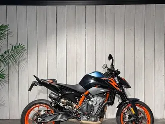 ktm 890 duke r - le showroom