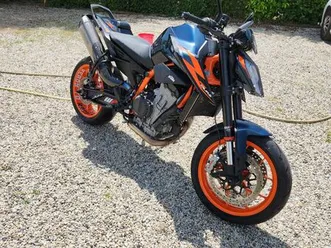 ktm 890 duke r 2023