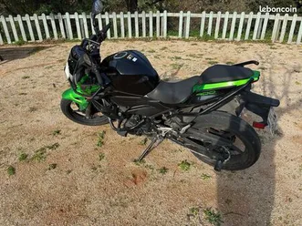 vends kawazaki z 400