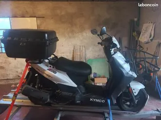 scooter 125 agility carry