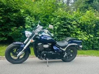 suzuki intruder vz800