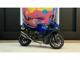 yamaha r1 2023 akrapovic 1456 kms 201 chv 1000cm3 | à partir de 305 euros/mois garantie 6 mois