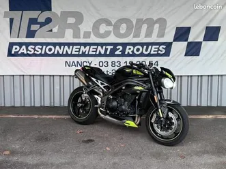 triumph speed triple 1050 rs