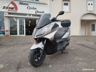 kymco 125 dink street