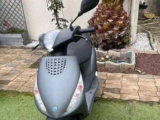 scooter piaggio zip 4t 2023