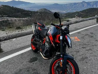 ktm duke 890r