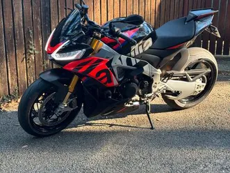 aprilia tuono v4r 1100 factory 1300 km