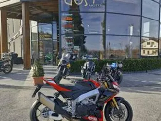 aprilia tuono v4 1100 sbk 09