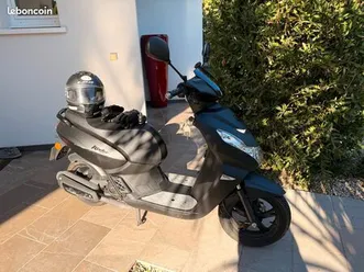 scooter kisbee 50 cc full black
