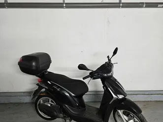 scooter piaggio liberty quasi neuf