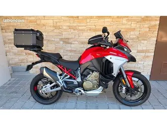 multistrada v4s essential