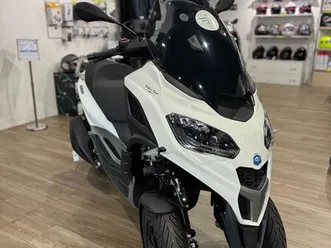 ◊ nouveau piaggio mp3 310 hpe e5+ 2026 – en promo ◊