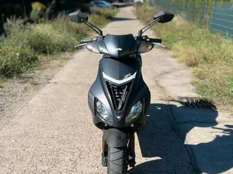 aprilia sr 50 2 takt