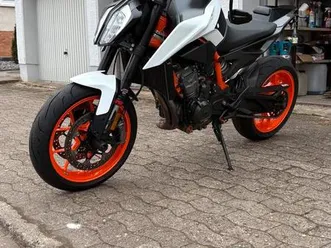 ktm duke 890r