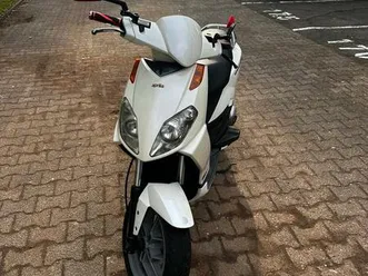 aprilia sportcity 45 ccm roller weiß