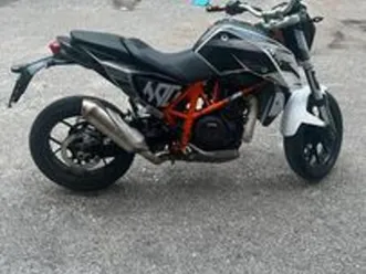 ktm duke 690 (a2)