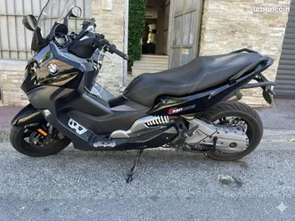 bmw c 650 sport – août 2017 – noir – a2 – parfait état