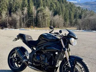 triumph speed triple