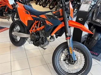 ktm 690 smcr 2026