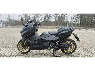 yamaha tmax 560