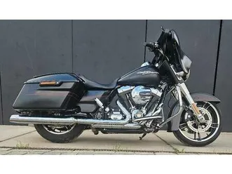 ② harley davidson street glide special 103 ci 34500 km 2/2015