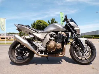 ② kawasaki z750 nieuwstaat 1ste eigenaar