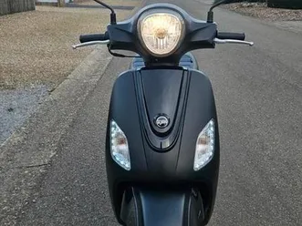② scooter 49 cc van 2019