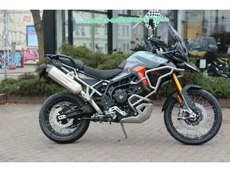 triumph tiger 900