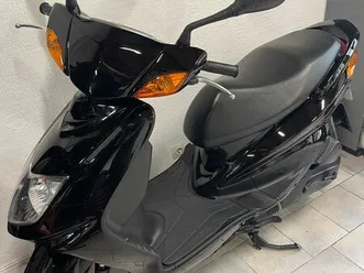 scooter 125 flame x / cygnus