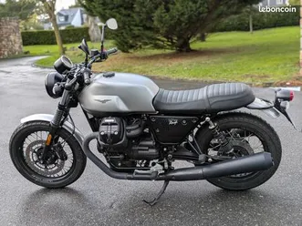 moto guzzi v7 iii stone édition rough (faible kilométrage)