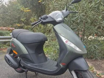 piaggio zip 50 4t