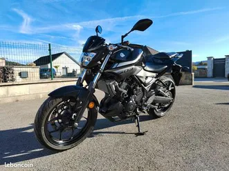 moto yamaha mt03