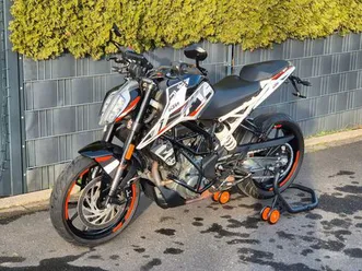 ktm duke 390