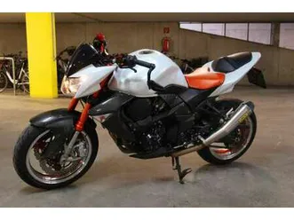 z1000