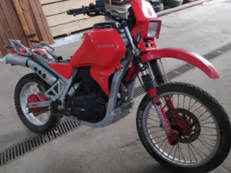 prodam xlv 750r jako celek nebo díly