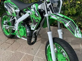 moto rieju mrt 50 cc