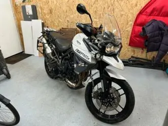 triumph tiger 800 xrx 2017 20.379 km incl accesoires — motoren | triumph — marktplaats