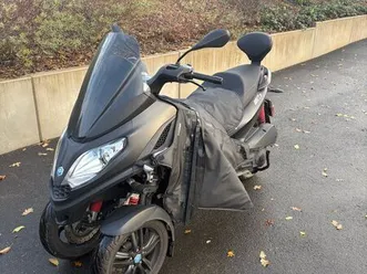 piaggio mp3 300 hpe sport