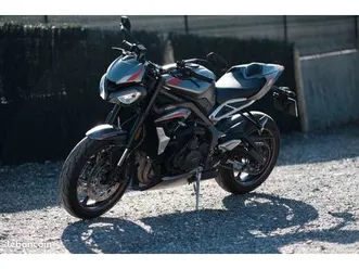 triumph street triple r