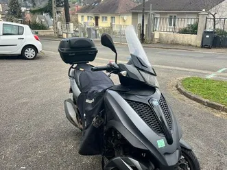 piaggio mp3 300 yourban