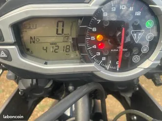 vends triumph tiger 800 xrx urgent